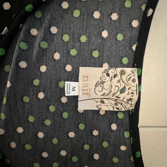 NAIF WOMENS NAVY/GREEN/WHITE POLKA DOT SHORT SLEEVE TOP SIZE MEDIUM - Picture 12 of 12